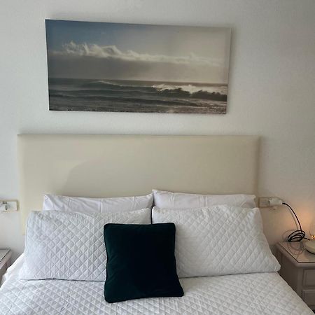 린콘데라빅토리아 Atico Vistas Al Mar Golf ,Piscina Y Parking Albatros 2 아파트 외부 사진