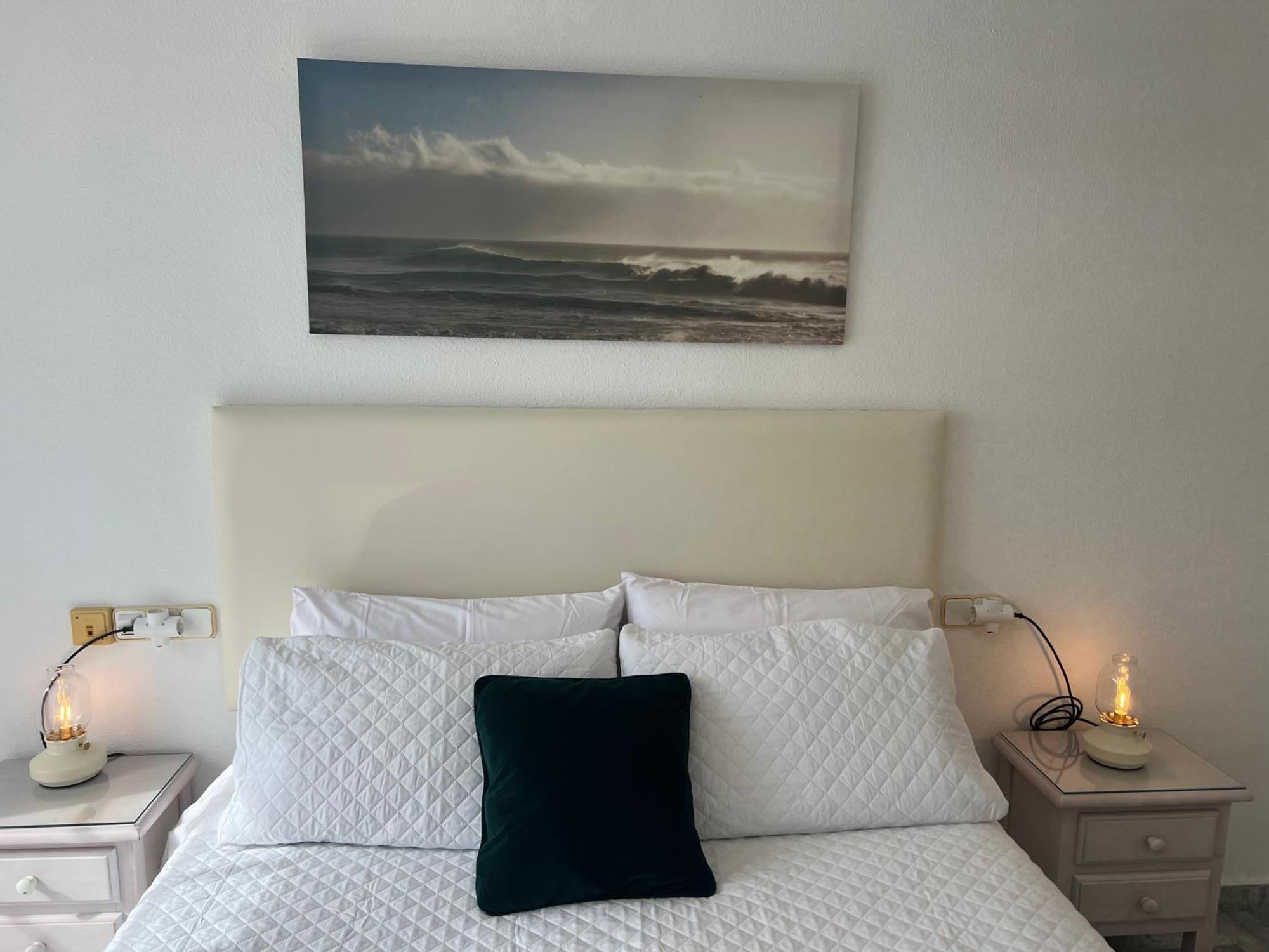 린콘데라빅토리아 Atico Vistas Al Mar Golf ,Piscina Y Parking Albatros 2 아파트 외부 사진