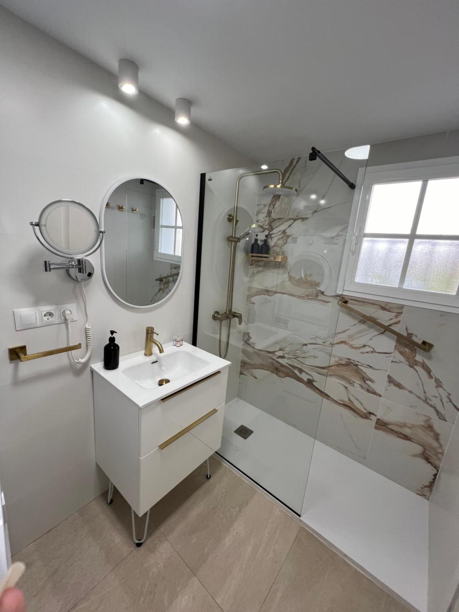 린콘데라빅토리아 Atico Vistas Al Mar Golf ,Piscina Y Parking Albatros 2 아파트 외부 사진